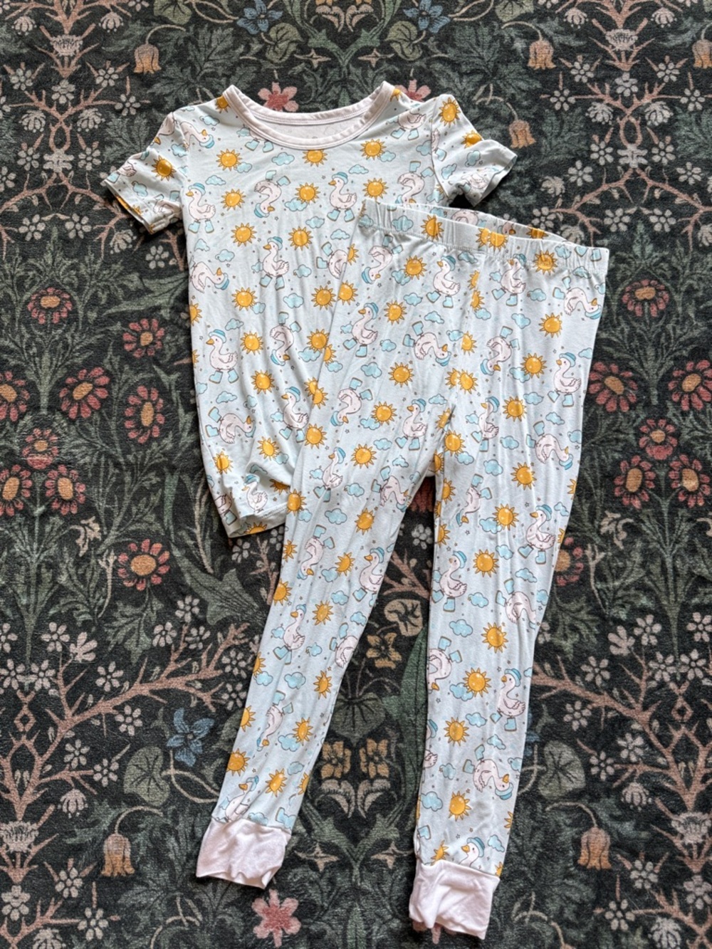 Caden Lane Kids Pajama Set Size 5/6